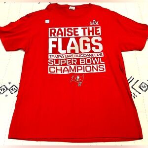 NWT NFL Raise The Flag Tampa Bay Buccaneers Super Bowl 55 T-Shirt Mens Large.